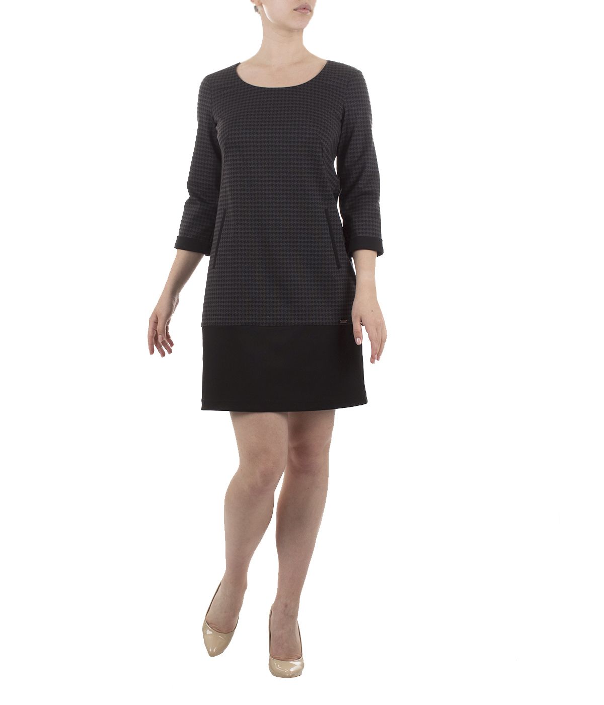 Straight houndstooth dress with round neck, ¾ sleeves and contrasting band  3
